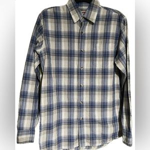 CLOSET CLEAROUT Men’s Small Wrangler Button Down Shirt